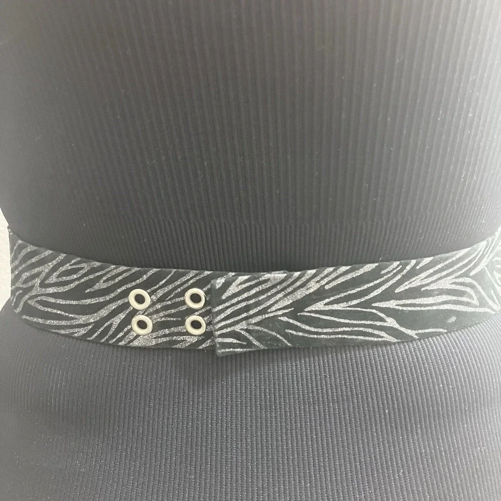 VTG 1992 Nina Arjani Zebra Print Cinch Waist Statement Buckle Front Heavy Belt S